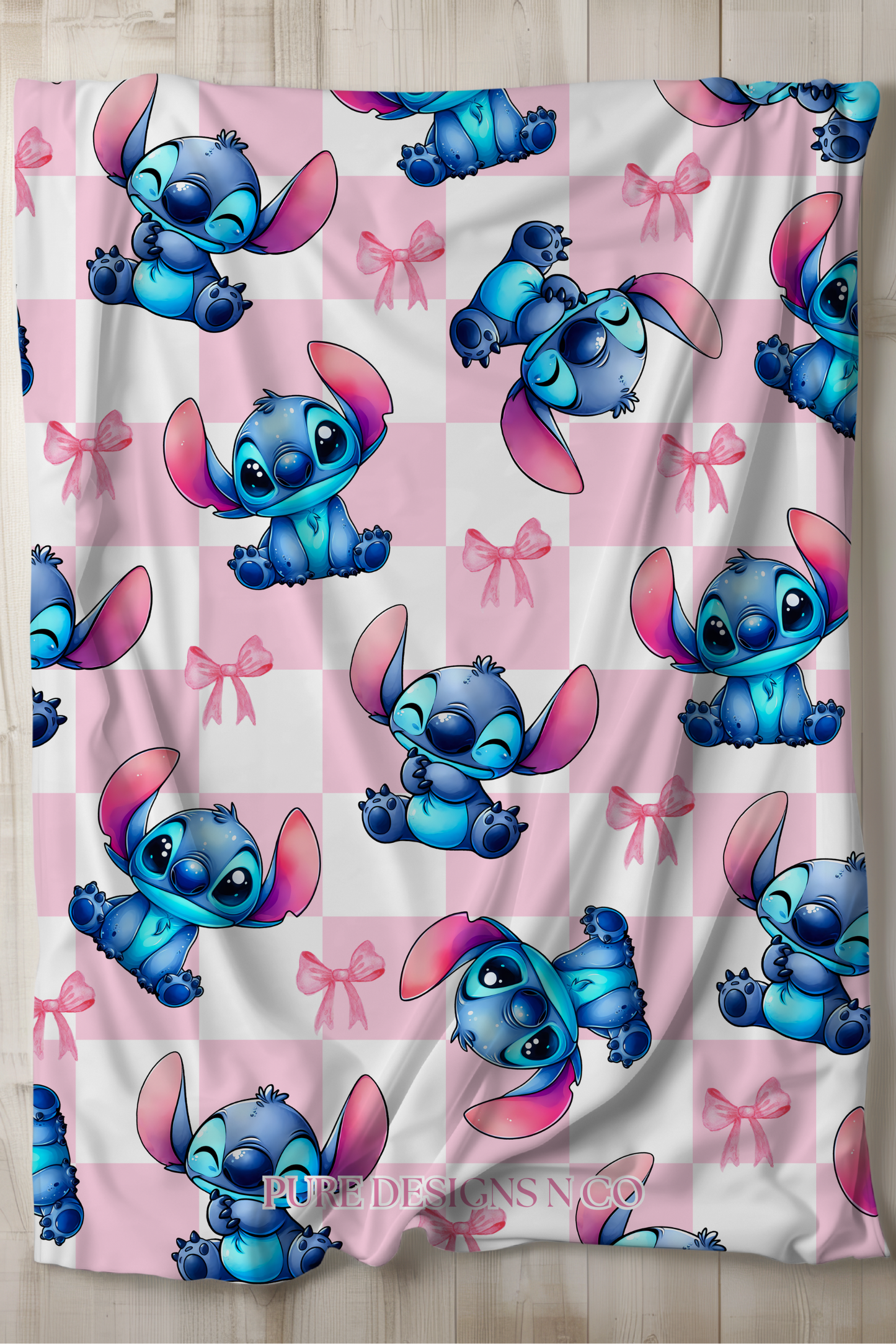 PRE ORDER - LARGE EXCLUSIVE BLUE MAN BOWS BLANKET