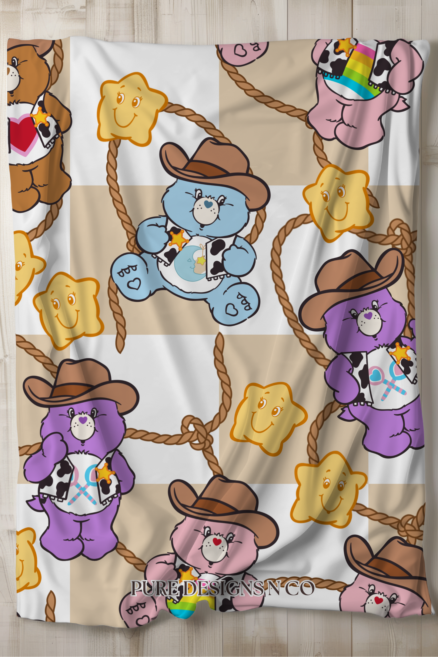 PRE ORDER - LARGE HOWDY BEAR BLANKET