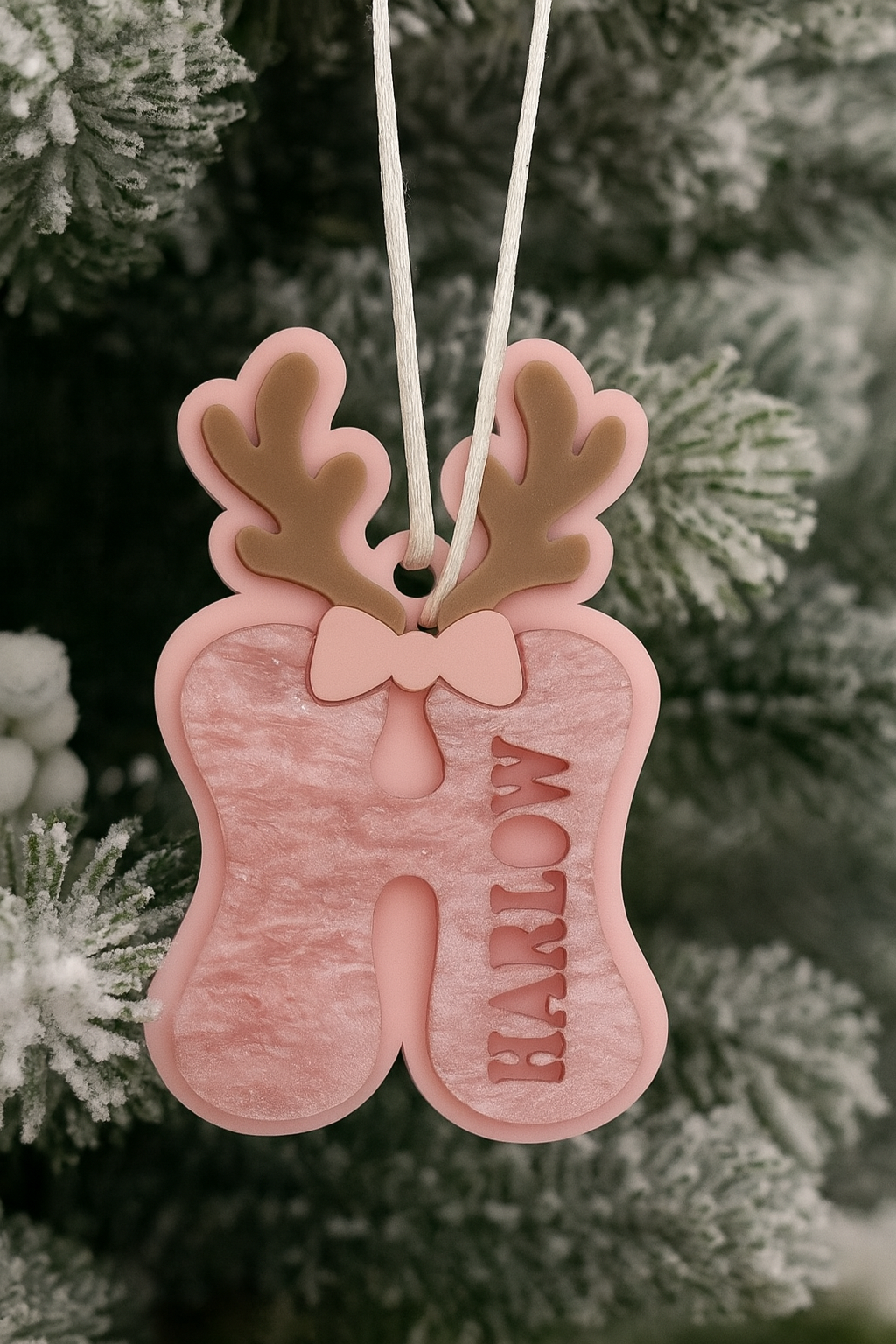 CUSTOM GIRL LETTER REINDEER WITH BOW TAGS